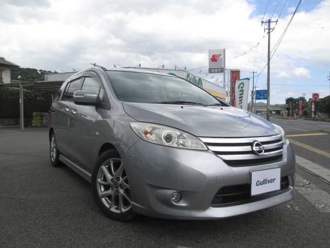 新着情報“ラフェスタハイウェイスター Gスプレモ”2013年式アルミニウムシルバー入荷しました！