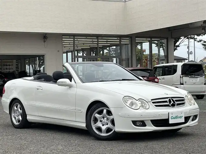 新着情報“ＣＬＫCLK350カブリオレ”2007年式カルサイトホワイト入荷しました！
