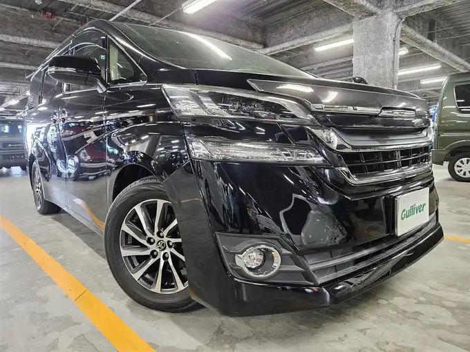 新着情報“ヴェルファイア2．5V”2015年式ブラック入荷しました！