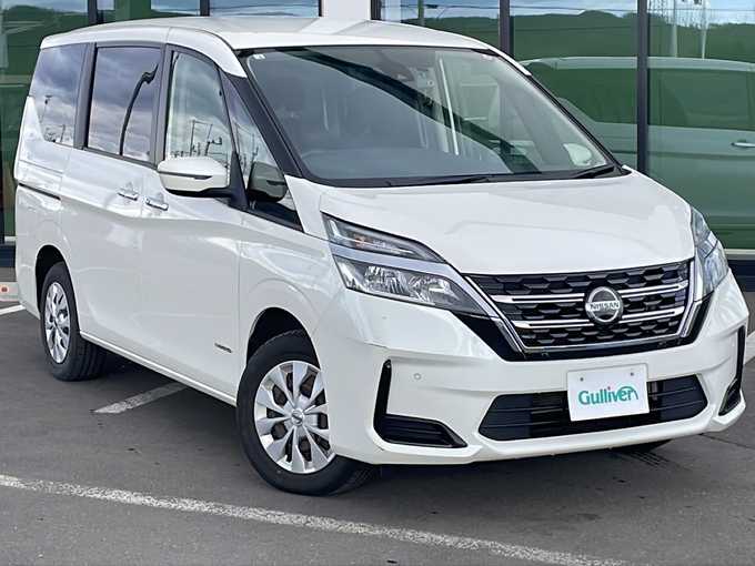 新着情報“セレナXV”2022年式ブリリアントホワイトパール入荷しました！