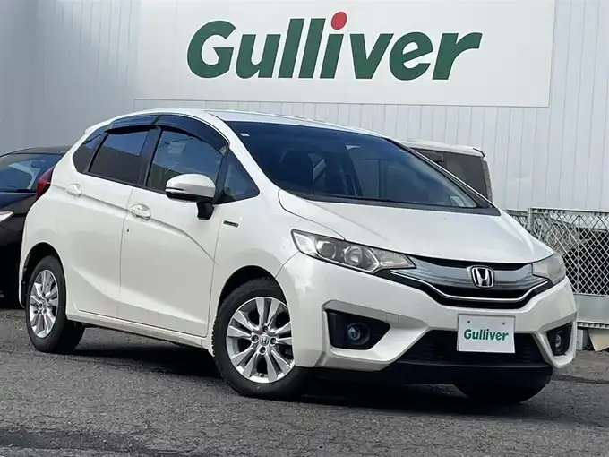 新着情報“フィットハイブリッドハイブリッド・Lパッケージ”2015年式プレミアムホワイトパール入荷しました！