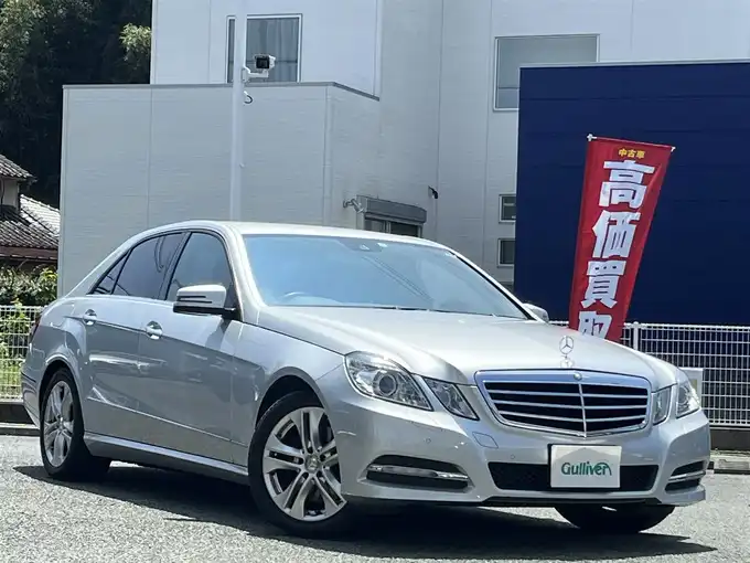 新着情報“Ｅ３００アバンギャルド”2011年式イリジウムシルバー入荷しました！