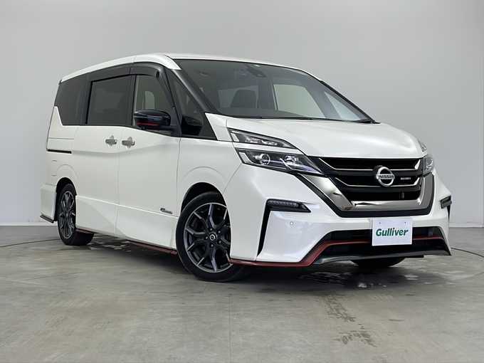新着情報“セレナニスモ”2018年式ブリリアントホワイトパール入荷しました！