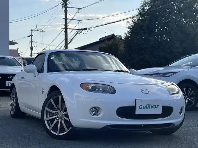 新着情報“ロードスターRS RHT”2008年式パール入荷しました！