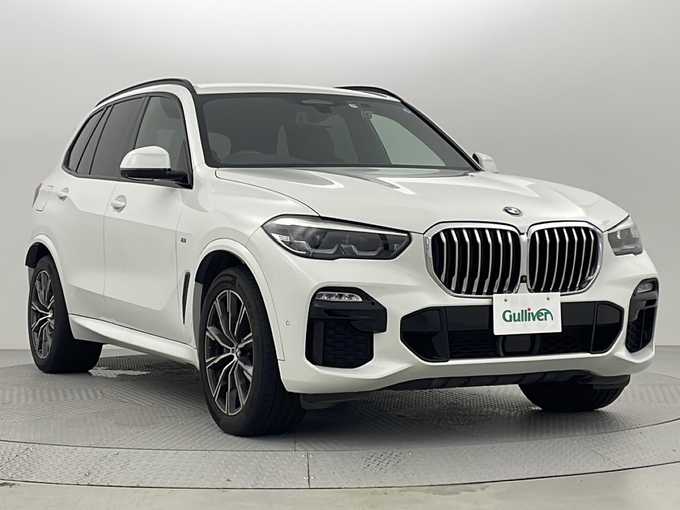 新着情報“Ｘ５xDrive 35d Mスポーツ”2019年式アルピンホワイトⅢ入荷しました！