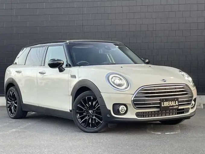 新着情報“ＭＩＮＩクーパーSD クラブマン エッセンシャル・トリム”2020年式ペッパー・ホワイト入荷しました！