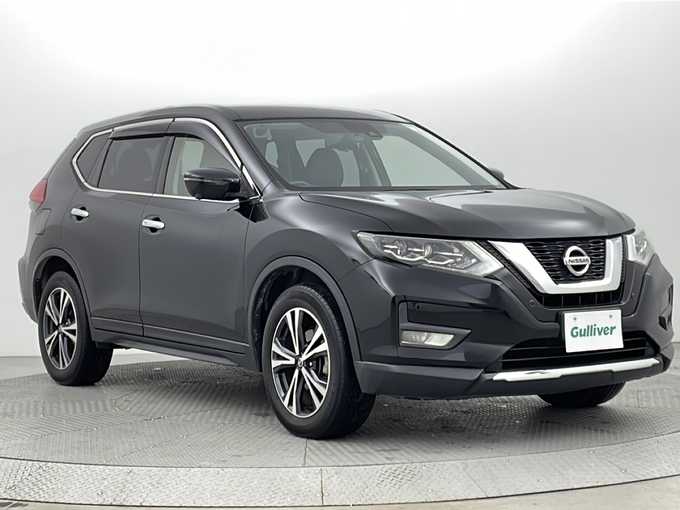 新着情報“エクストレイル20Xi”2020年式ダイヤモンドブラック入荷しました！