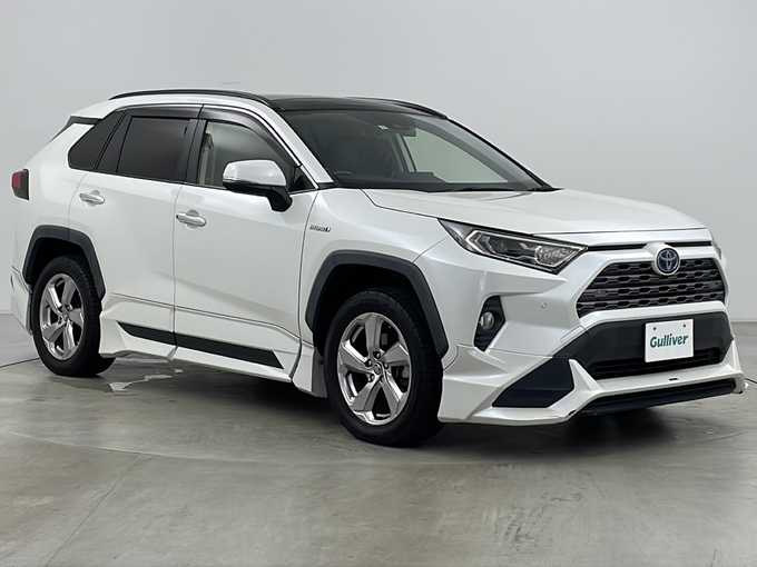新着情報“ＲＡＶ４ハイブリッドG”2019年式ホワイトパールクリスタルシャイン入荷しました！