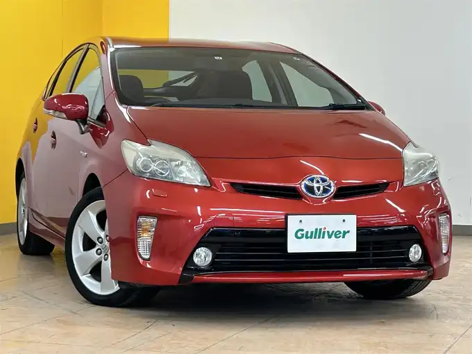 新着情報“プリウスSツーリングセレクション”2011年式レッドマイカメタリック入荷しました！