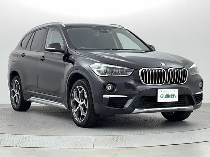 新着情報“Ｘ１xDrive 20i Xライン”2018年式サファイアブラックP入荷しました！