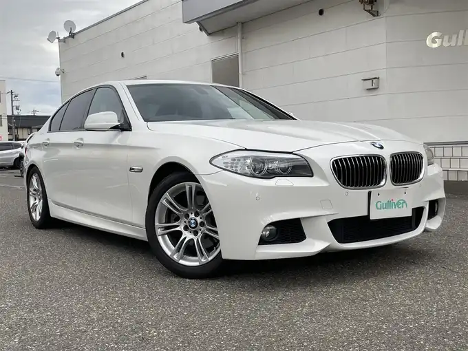 新着情報“５２３ｉMスポーツ”2012年式アルピンホワイトⅢ入荷しました！