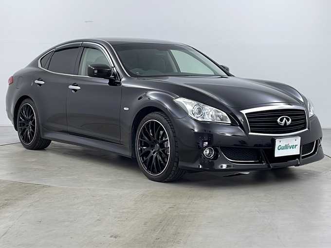 新着情報“フーガ370GT FOUR Aパッケージ”2013年式ガーネットブラック入荷しました！