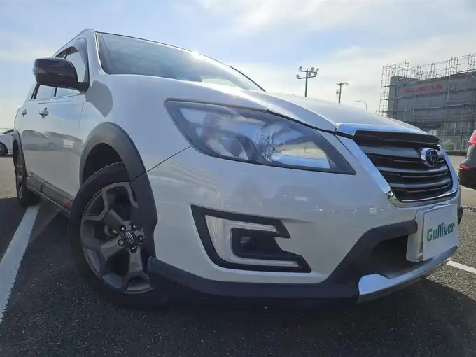 新着情報“エクシーガクロスオーバー７X－ブレイク”2017年式クリスタルホワイトP入荷しました！