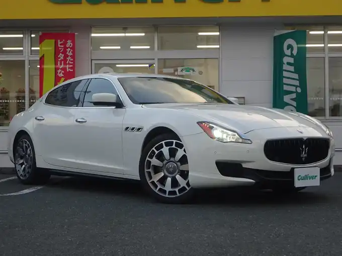 新着情報“クアトロポルテS”2014年式白入荷しました！