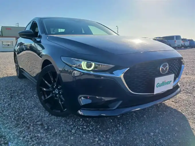 新着情報“ＭＡＺＤＡ３セダン20S ブラックトーンエディション”2023年式ディープクリスタルブルーマイカ入荷しました！