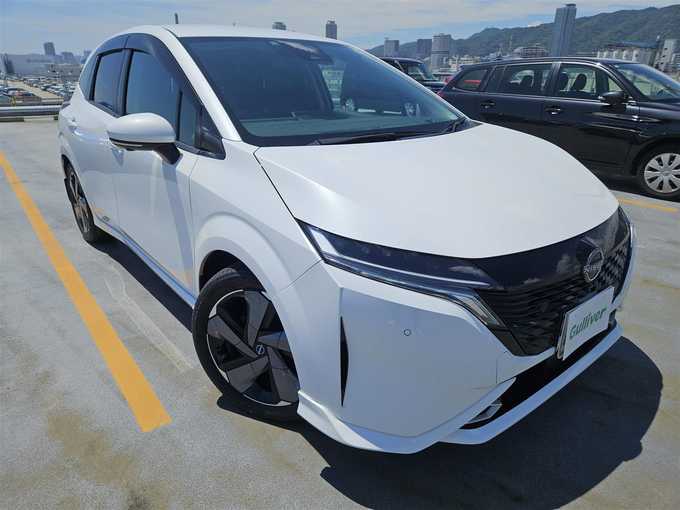 新着情報“オーラG レザーエディション”2022年式ピュアホワイトパール入荷しました！