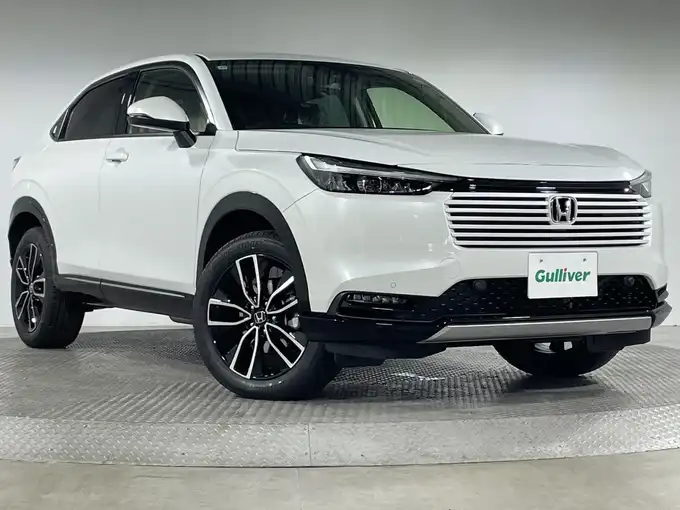 新着情報“ヴェゼルe:HEV Z”2025年式プラチナホワイトパール入荷しました！