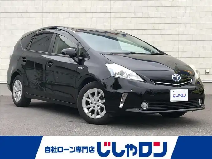 新着情報“プリウスαS”2012年式ブラック入荷しました！