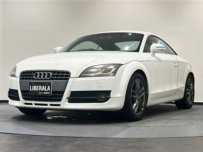 新着情報“ＴＴクーペ2．0TFSI”2008年式アイビスホワイト入荷しました！