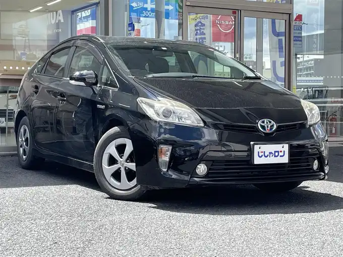 新着情報“プリウスG”2014年式ブラック入荷しました！