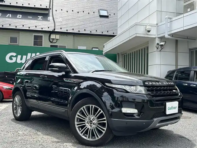 新着情報“レンジローバーイヴォークピュア”2013年式黒入荷しました！