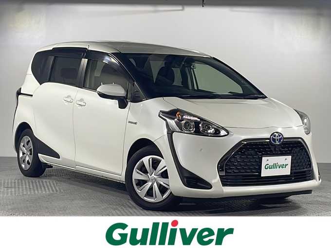 新着情報“シエンタハイブリッドG”2018年式ホワイトパールクリスタルシャイン入荷しました！