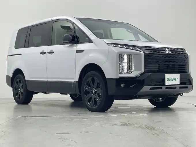 新着情報“デリカＤ：５シャモニー（電動サイドステップ非装着車）”2025年式パールⅡ入荷しました！