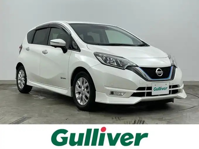 新着情報“ノートe－パワー X”2018年式パール入荷しました！