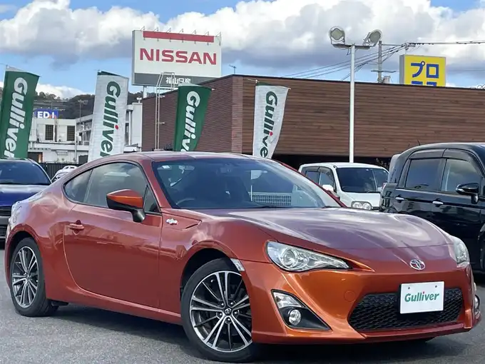 新着情報“８６GT”2012年式オレンジメタリック入荷しました！