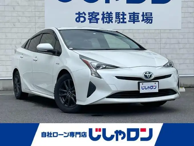新着情報“プリウスS”2018年式ホワイトパールクリスタルシャイン入荷しました！
