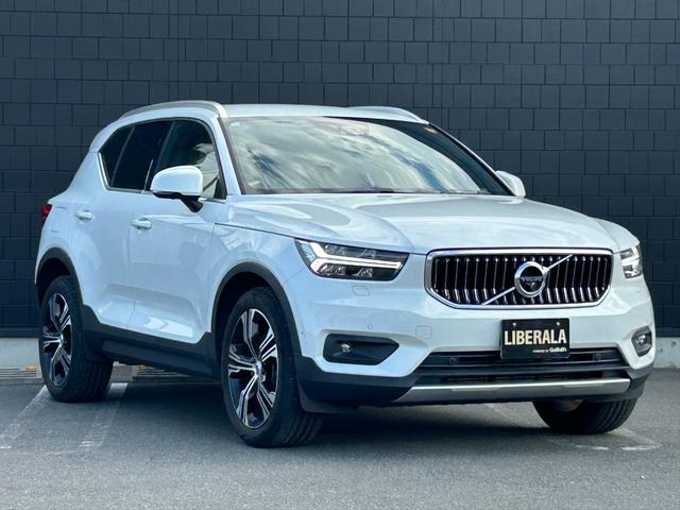 新着情報“ＸＣ４０T4 AWD インスクリプション”2019年式パール入荷しました！