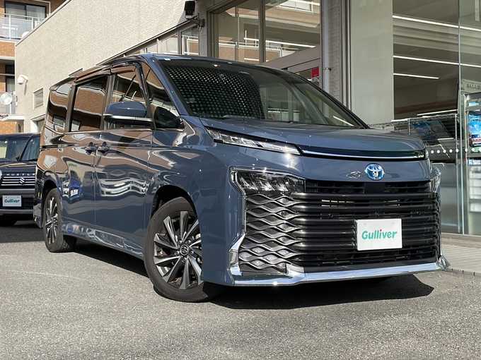 新着情報“ヴォクシーハイブリッドS－Z”2024年式マッシブグレー入荷しました！