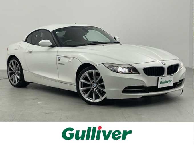 新着情報“Ｚ４sDrive23i”2010年式パール入荷しました！