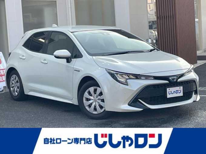 新着情報“カローラスポーツハイブリッドG X”2018年式ホワイトパールクリスタルシャイン入荷しました！