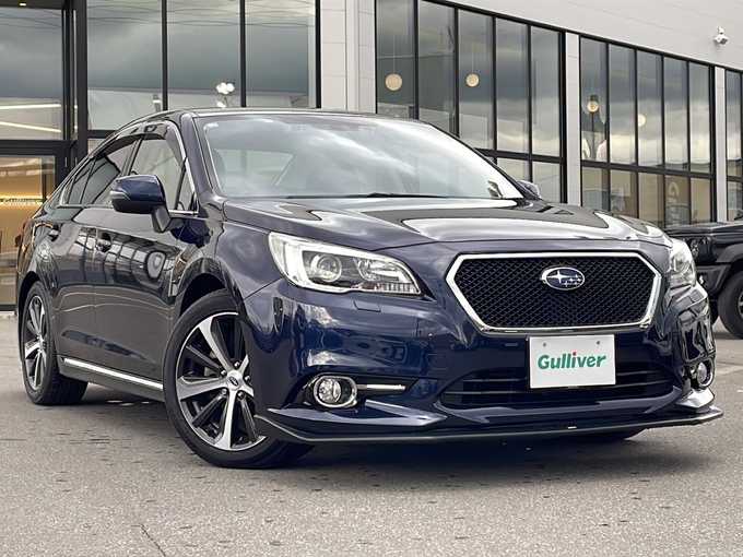 新着情報“レガシィＢ４リミテッド”2016年式ダークブルーパール入荷しました！