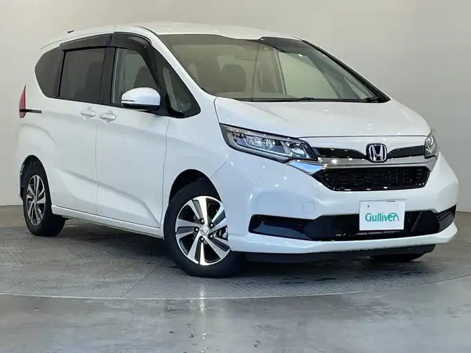 新着情報“フリードG・ホンダセンシング”2020年式プラチナホワイトパール入荷しました！