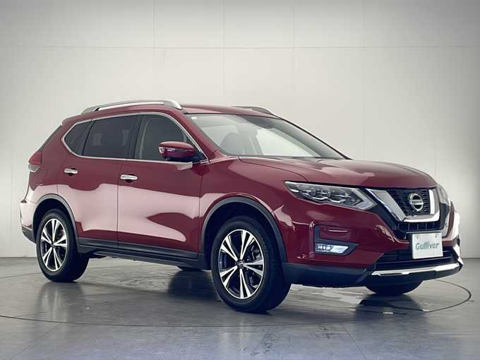 新着情報“エクストレイル20X”2019年式ガーネットレッド入荷しました！