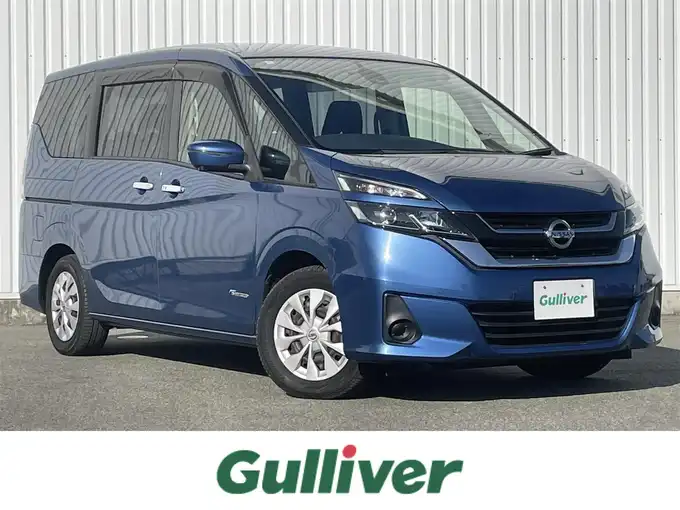 新着情報“セレナX Vセレクション”2018年式シャイニングブルー入荷しました！