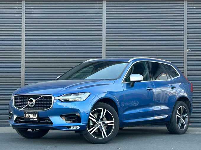 新着情報“ＸＣ６０D4 AWD Rデザイン”2018年式青入荷しました！