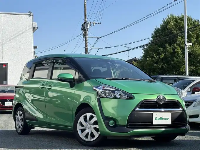 新着情報“シエンタG”2018年式グリーンマイカM入荷しました！