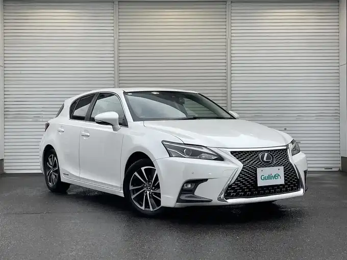 新着情報“ＣＴCT200h バージョンC”2018年式ソニッククォーツ入荷しました！