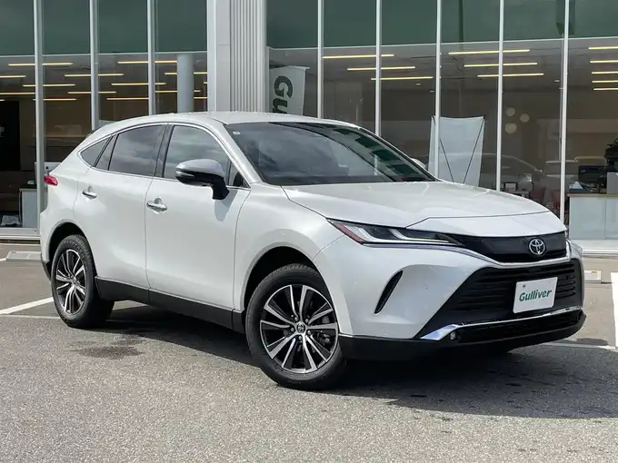新着情報“ハリアーG”2025年式プラチナホワイトパールマイカ入荷しました！