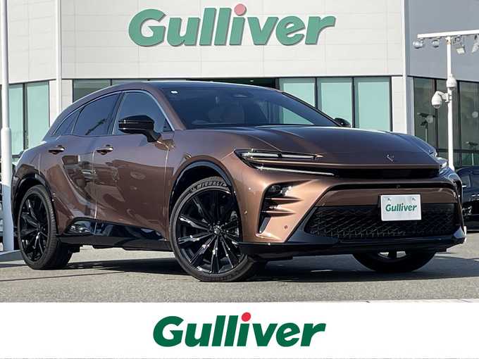 新着情報“クラウンスポーツZ”2023年式茶入荷しました！