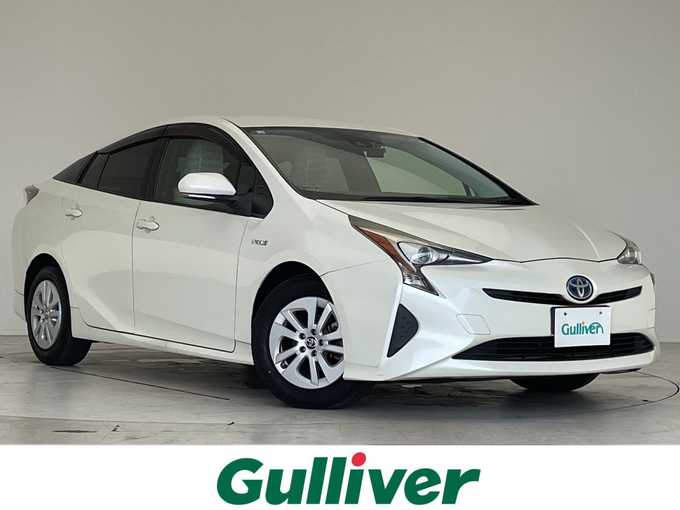 新着情報“プリウスS”2016年式ホワイトパールクリスタルシャイン入荷しました！