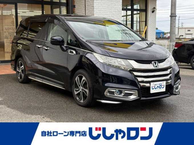 新着情報“オデッセイアブソルート”2013年式プレミアムヴィーナスブラックP入荷しました！