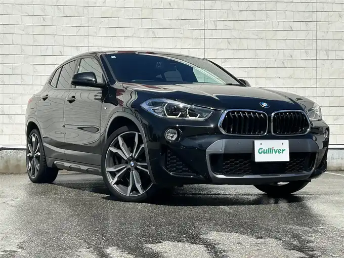 新着情報“Ｘ２xDrive 20i MスポーツX”2020年式黒入荷しました！