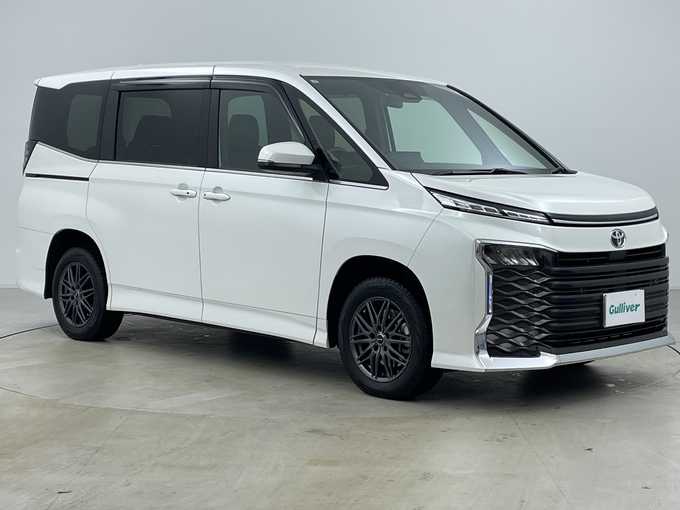 新着情報“ヴォクシーS－Z”2025年式ホワイトパールクリスタルシャイン