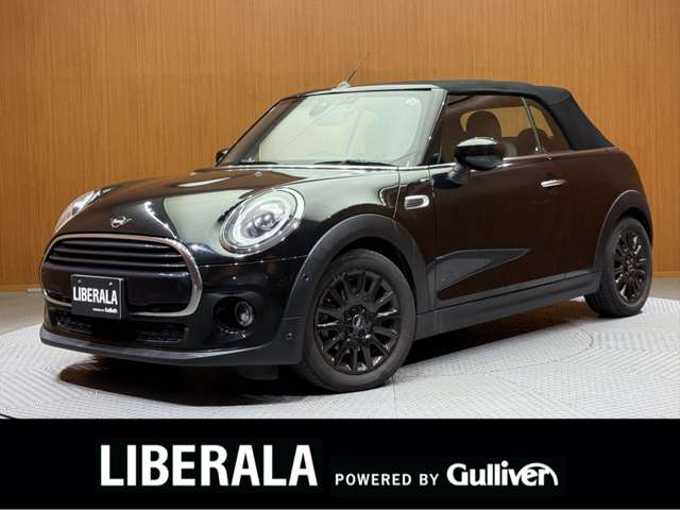 新着情報“ＭＩＮＩクーパー コンバーチブル”2020年式ミッドナイト・ブラック・メタリック入荷しました！