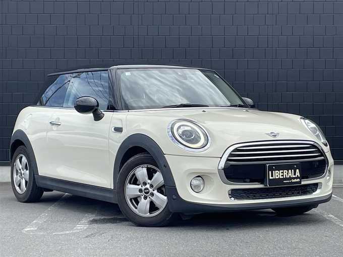 新着情報“ＭＩＮＩヴィクトリア”2018年式白入荷しました！