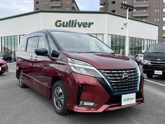 新着情報“セレナe－パワー ハイウェイスターV”2022年式マルーンレッド 2トーン入荷しました！